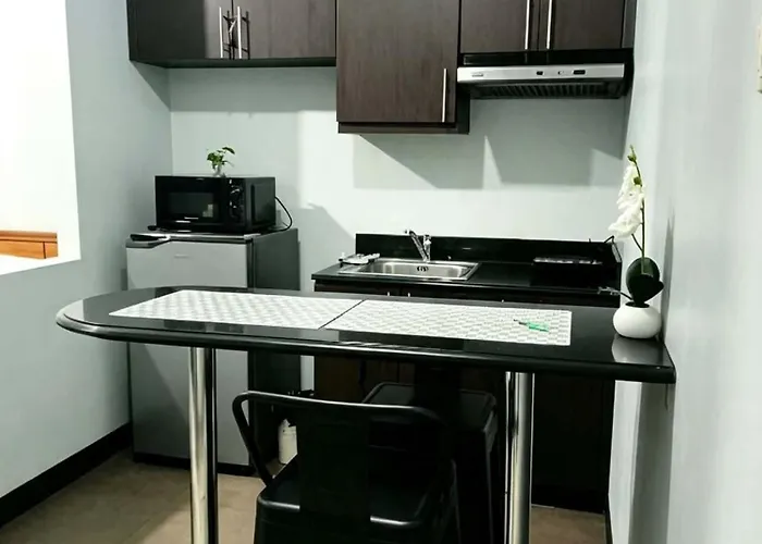 Stamford Executive Resdenc 5g,walk To Venice Canal Apartment Manila